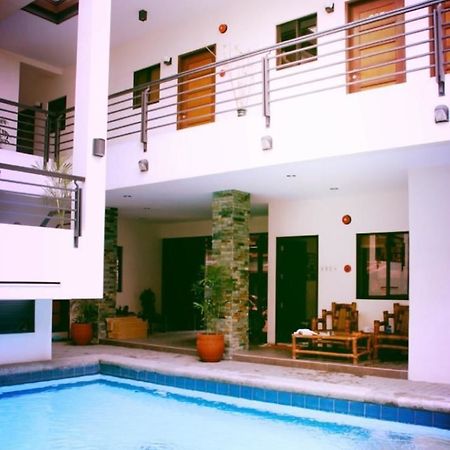 Elyseah Condotel Angeles Exterior foto